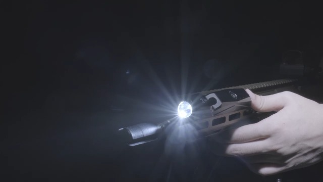 Amazon.com: Votatu M9L-G 1600 Lumens Light Laser Combo Compatible